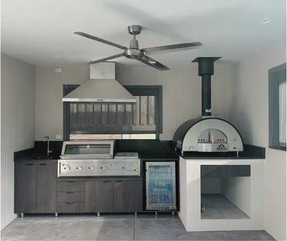 Napoli Vesuvio 800 Gas Hybrid Pizza Oven in outdoor kitchen 